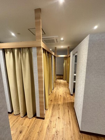 ラフィネ　青森ラビナ店