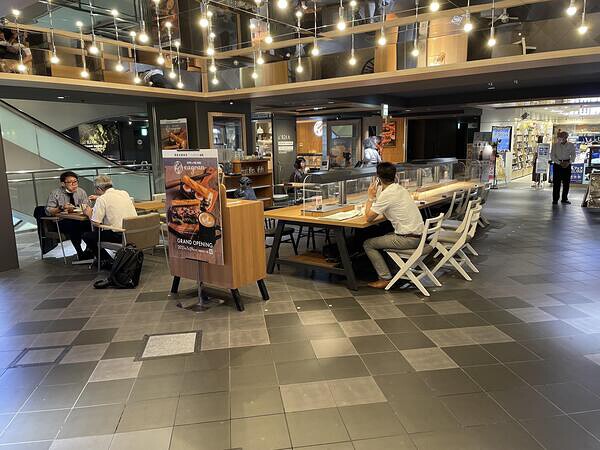 イー・エー・グラン 西武池袋店
