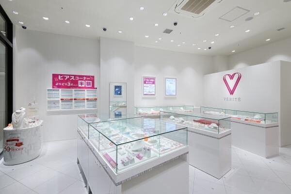 VERITE三井アウトレットパーク横浜ベイサイド店