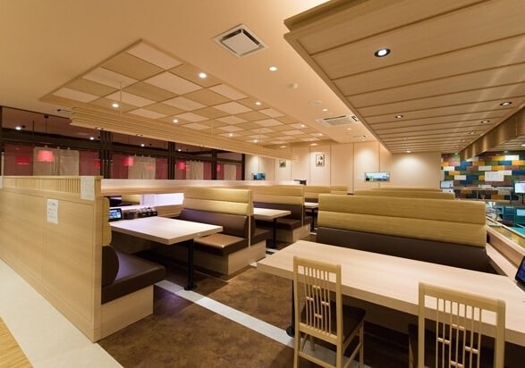 回転寿司店「マルマン鮨」