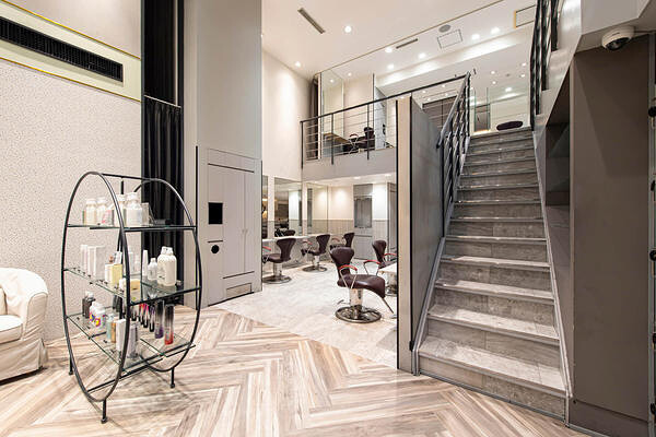 HAIR & MAKE EARTH　銀座店