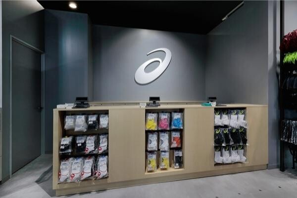 ASICS FACTORY OUTLET三井アウトレットパークジャズドリーム長島