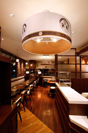 ベーカリーカフェクラウン立川店	