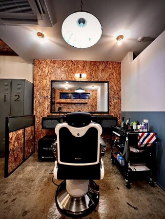 KTs` BARBER SHOP
