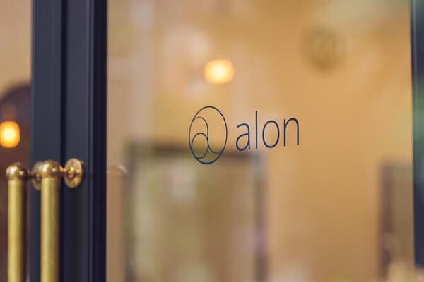 alon