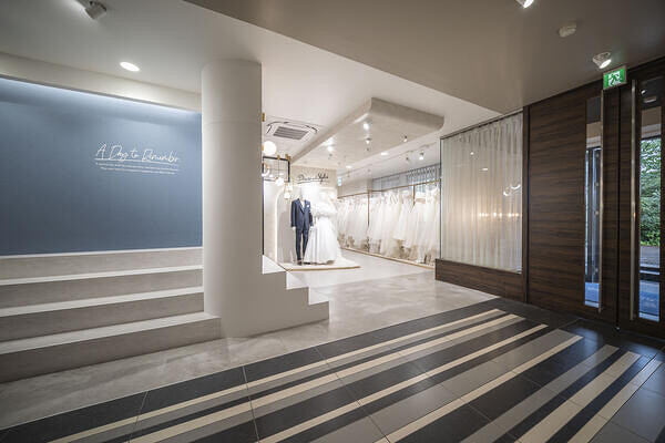 Dress and Styles 南大阪店
