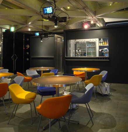 amusement cafe/ blue cherry