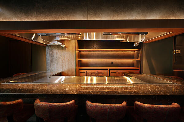  神戸牛鉄板焼き 赤坂 諮玄