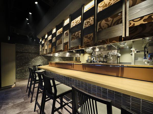  炭火とワイン 京都駅前店 はなれ 