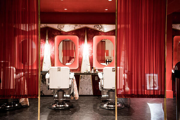 MERICAN BARBER SHOP