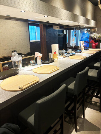 炭と鮨 座銀(ざぎん)