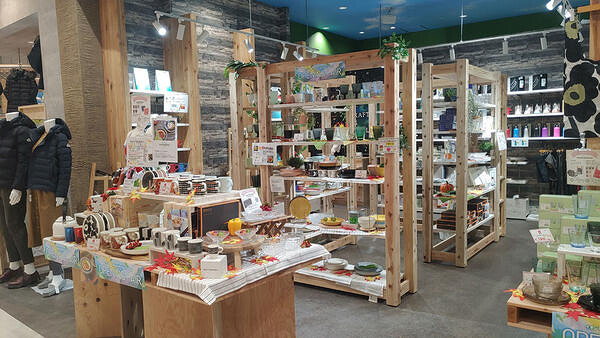 Z-CRAFTイオン則武新町店