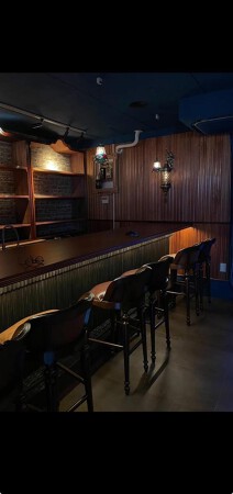 BAR  Deguise