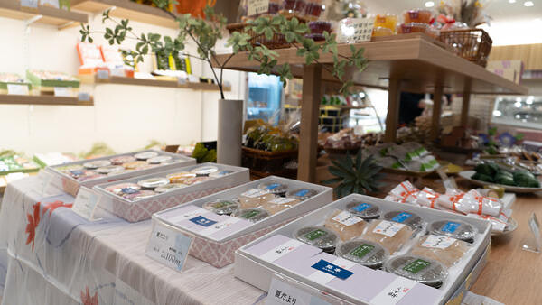 荒川屋製菓舗　商品陳列