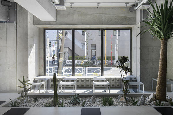 Mountain Mover Cafe