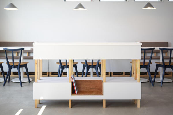 FLATTable coffee & meals