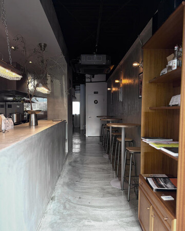 COFFEE N' DINING SPACE "CLOCHETTE"