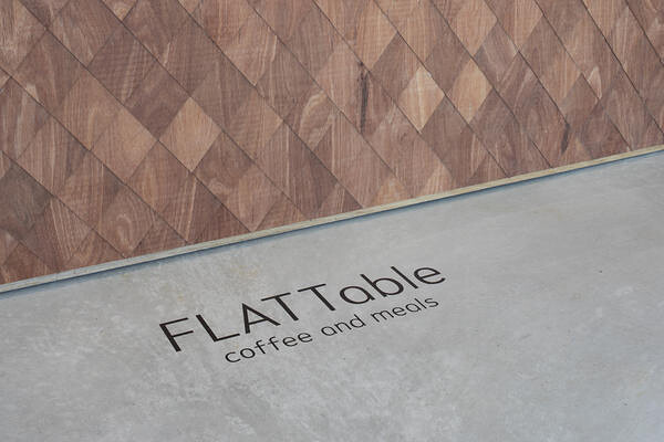 FLATTable coffee & meals