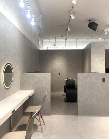 セブンカラーズ TSUTAYA BOOKSTORE 静岡