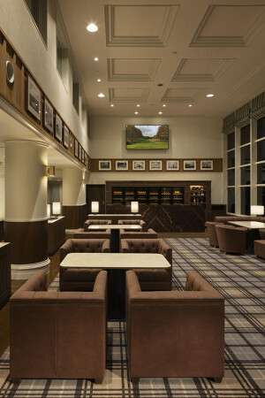 Villa The Club KARUIZAWA / Ifs and Vuts