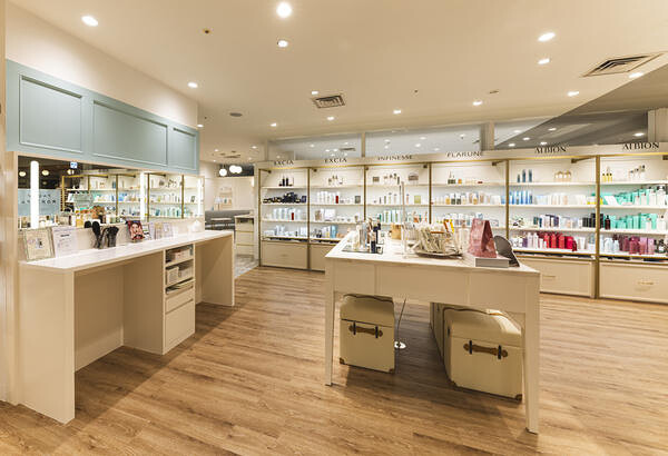 ALBION DRESSER 大阪京橋店