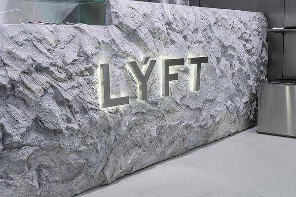 LÝFT SHIBUYA STORE