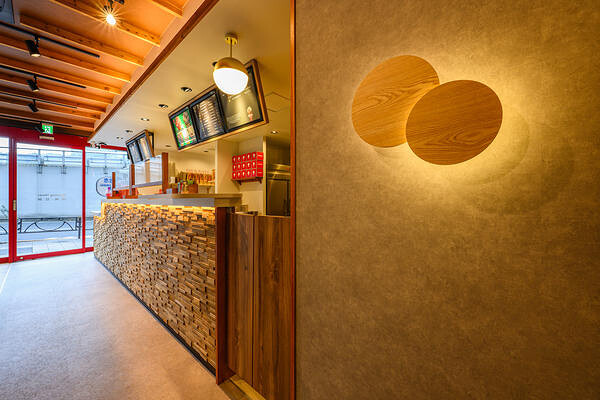 CREMAHOP赤坂見附店