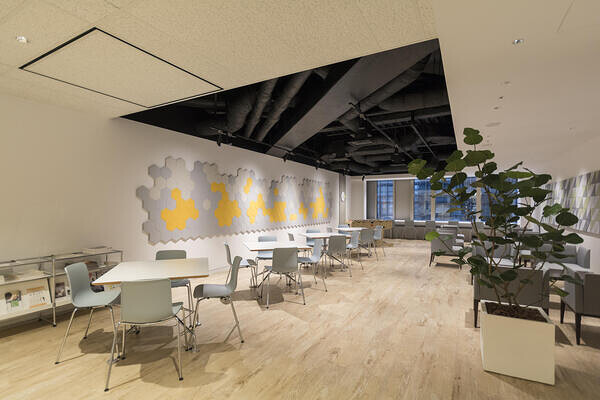 U社スタッフラウンジ