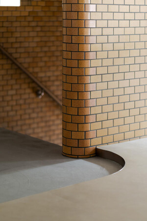 DA OSAKA BRANCH TOKYO