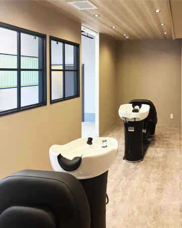 Urlush HAIR SALON