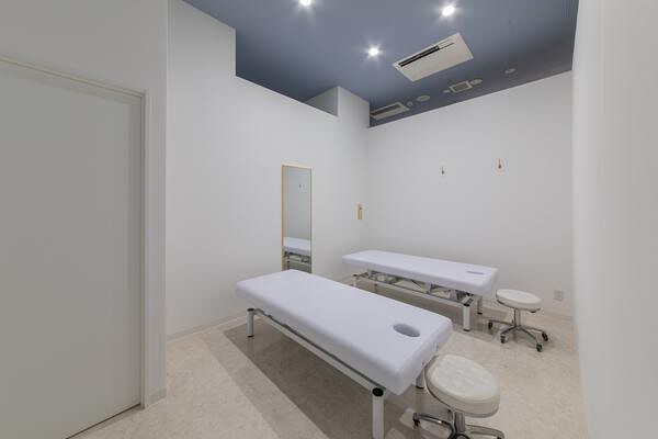 beauty salon Cinderella 心斎橋店