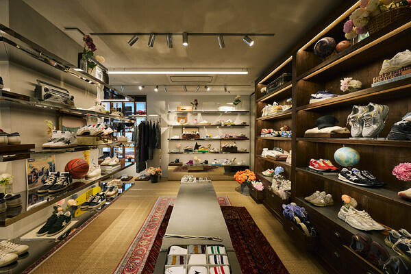 GOLDEN GOOSE OSAKA SHINSAIBASHI