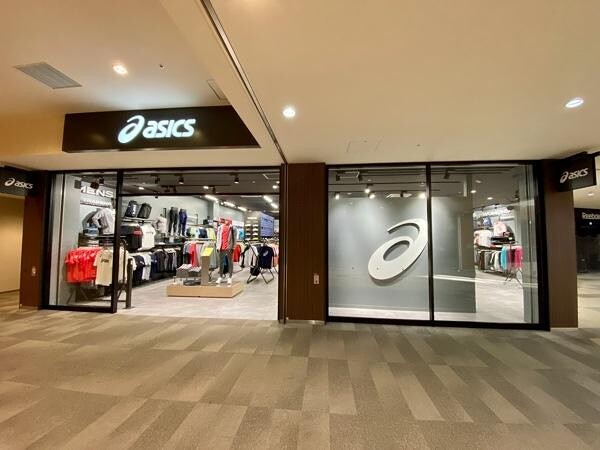 ASICS FACTORY OUTLET三井アウトレットパーク札幌北広島