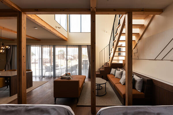 THE FARM SLOW MOUNTAIN NARITA／MAISONETTE