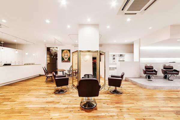 Lutz. HAIR DESIGN