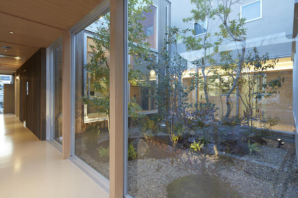 TAKAYA DENTAL CLINIC 
