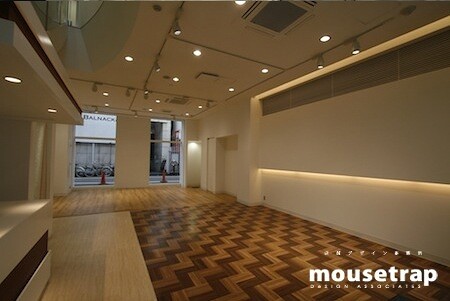 CURIOUS　大阪心斎橋