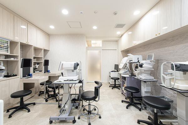LUX EYE CLINIC