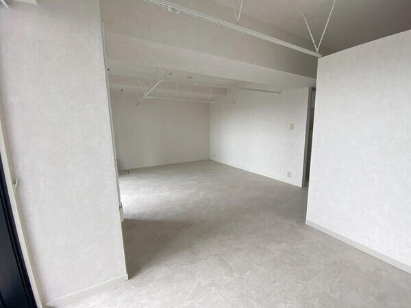 eyeprolish 三軒茶屋
