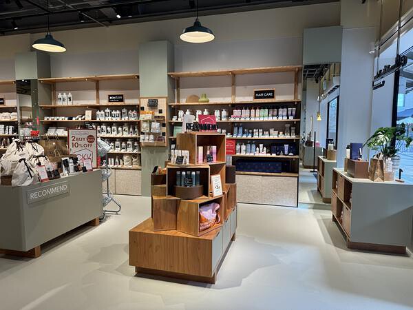 Cosme Kitchen Village御殿場店