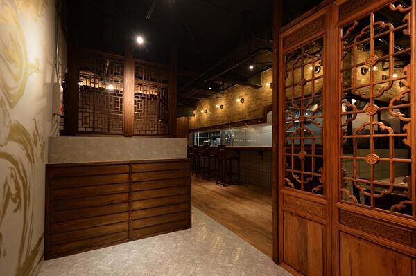 某中華料理バル店