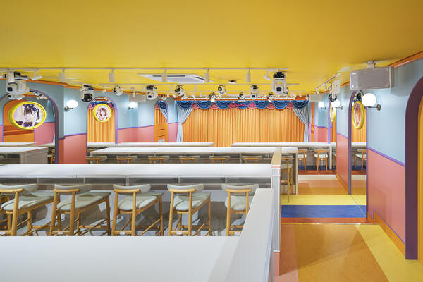 あっとほぉーむカフェ 名古屋大須本店2F