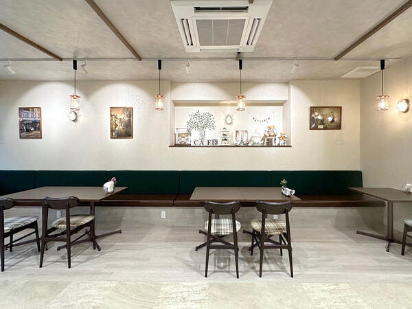 Cafe Lelut