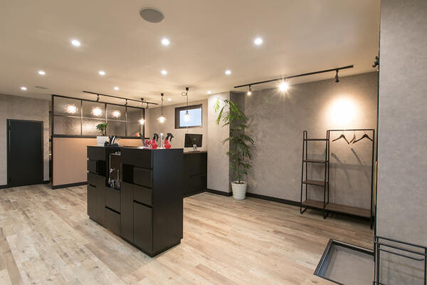 ROBERTS　八王子店