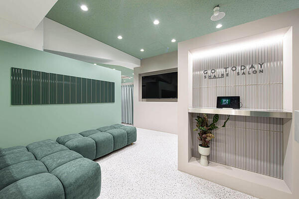 GO TODAY SHAiRE SALON 横浜 Solace店