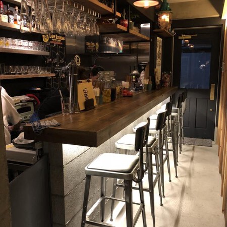 隠れ家ダイニングyy酒場