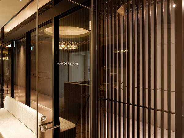 えみは総合歯科 梅田院