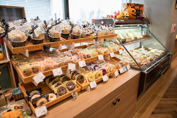 ベーカリーカフェクラウン三鷹店