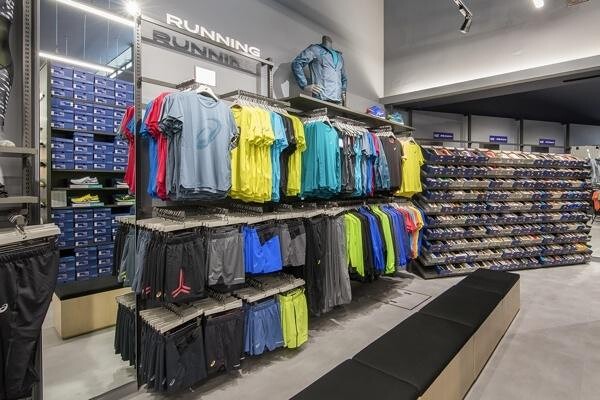 ASICS FACTORY OUTLET軽井沢プリンスショッピングプラザ