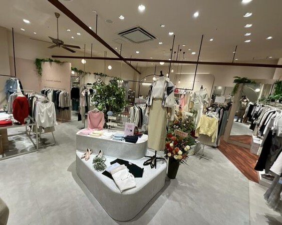 natural couture あべのキューズモール店